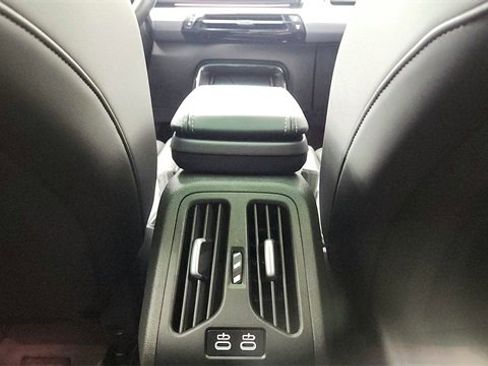 Used 2025 BMW X2 xDrive28i image 37