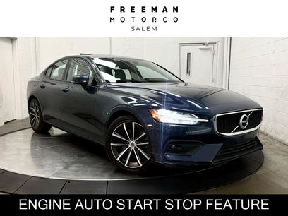 Used 2021 Volvo S60 T5 Momentum