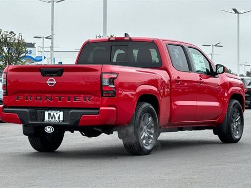 New 2026 Nissan Frontier SV w/ SV Convenience Package image 4