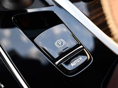 Used 2021 BMW 540i xDrive 540i xDrive w/ Luxury Seating Package image 38