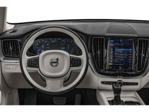 Used 2019 Volvo XC60 T6 Inscription w/ Protection Package Premier AWD/4WD image 7