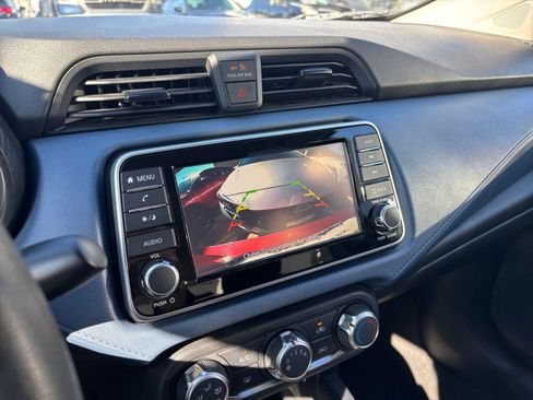 Used 2025 Nissan Versa SV image 22