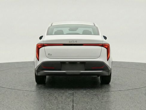 Used 2025 Kia K4 FWD image 7
