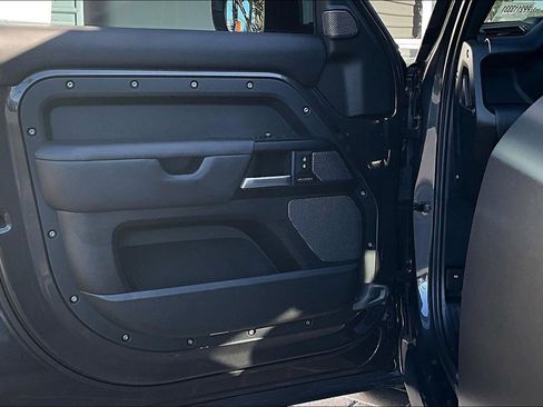 Used 2023 Land Rover Defender 110 Carpathian Edition image 23