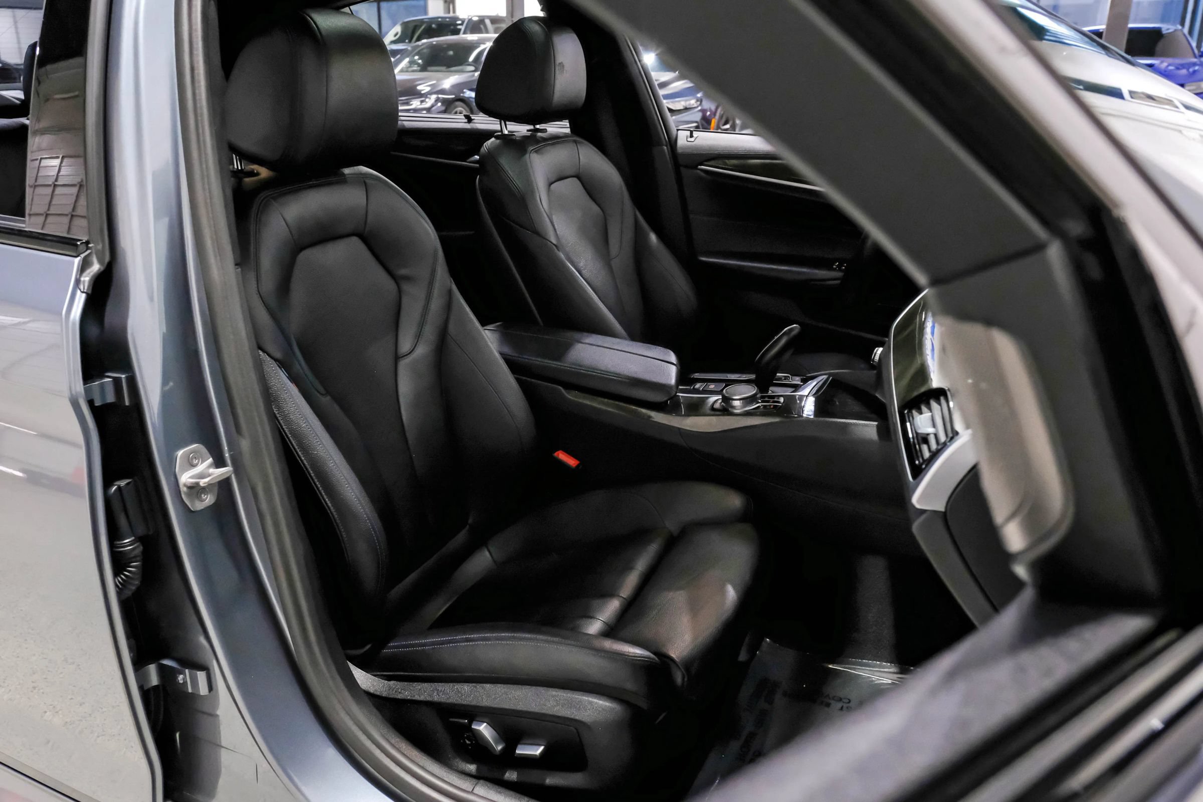Used 2017 BMW 540i RWD image 46