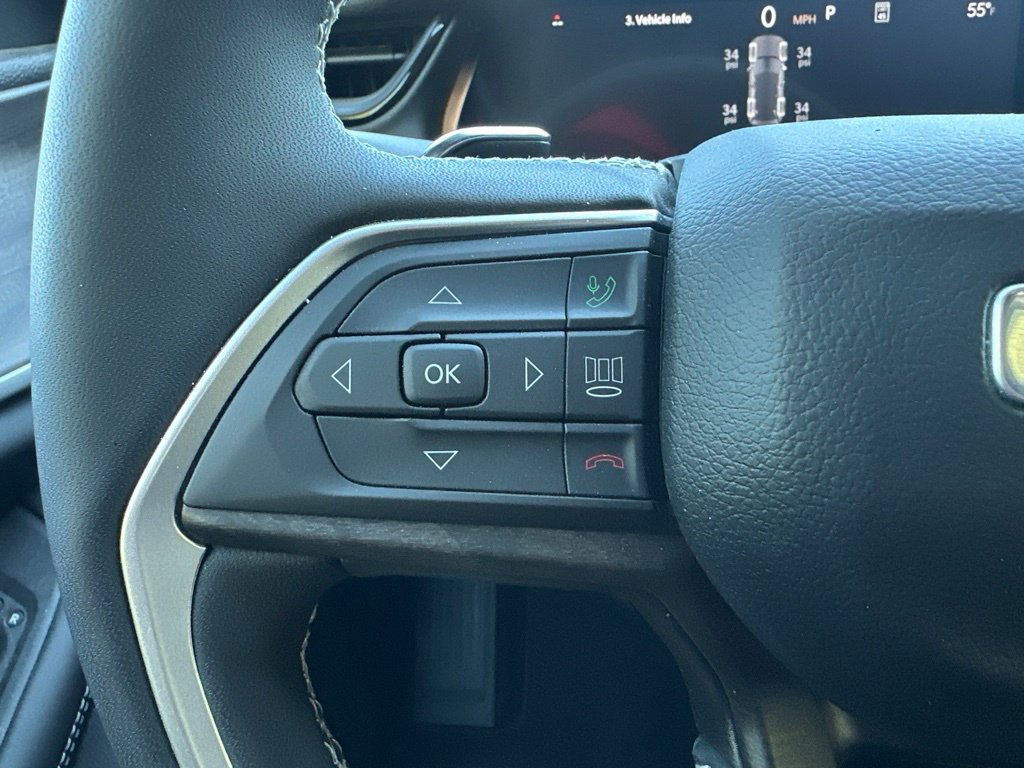 Used 2026 Jeep Grand Cherokee Limited AWD/4WD image 19