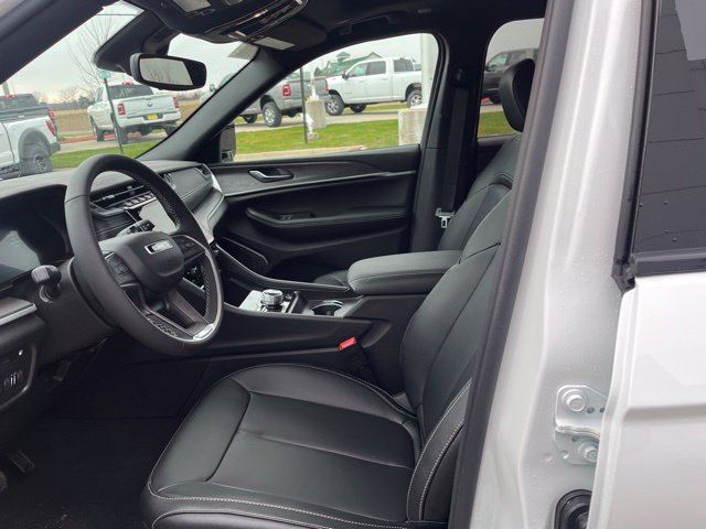 New 2024 Jeep Grand Cherokee Limited 4xe AWD/4WD image 17