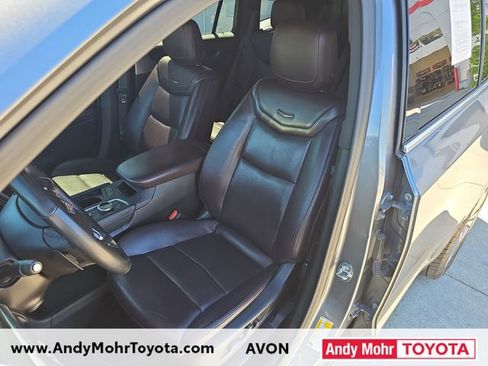 Used 2022 Cadillac XT6 Premium Luxury AWD/4WD image 10