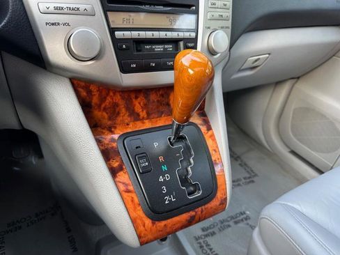 Used 2006 Lexus RX 330 FWD image 26