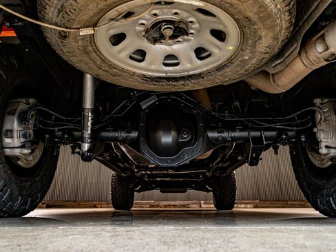 Used 2024 GMC Sierra 3500 AT4 w/ AT4 Premium Plus Package image 15