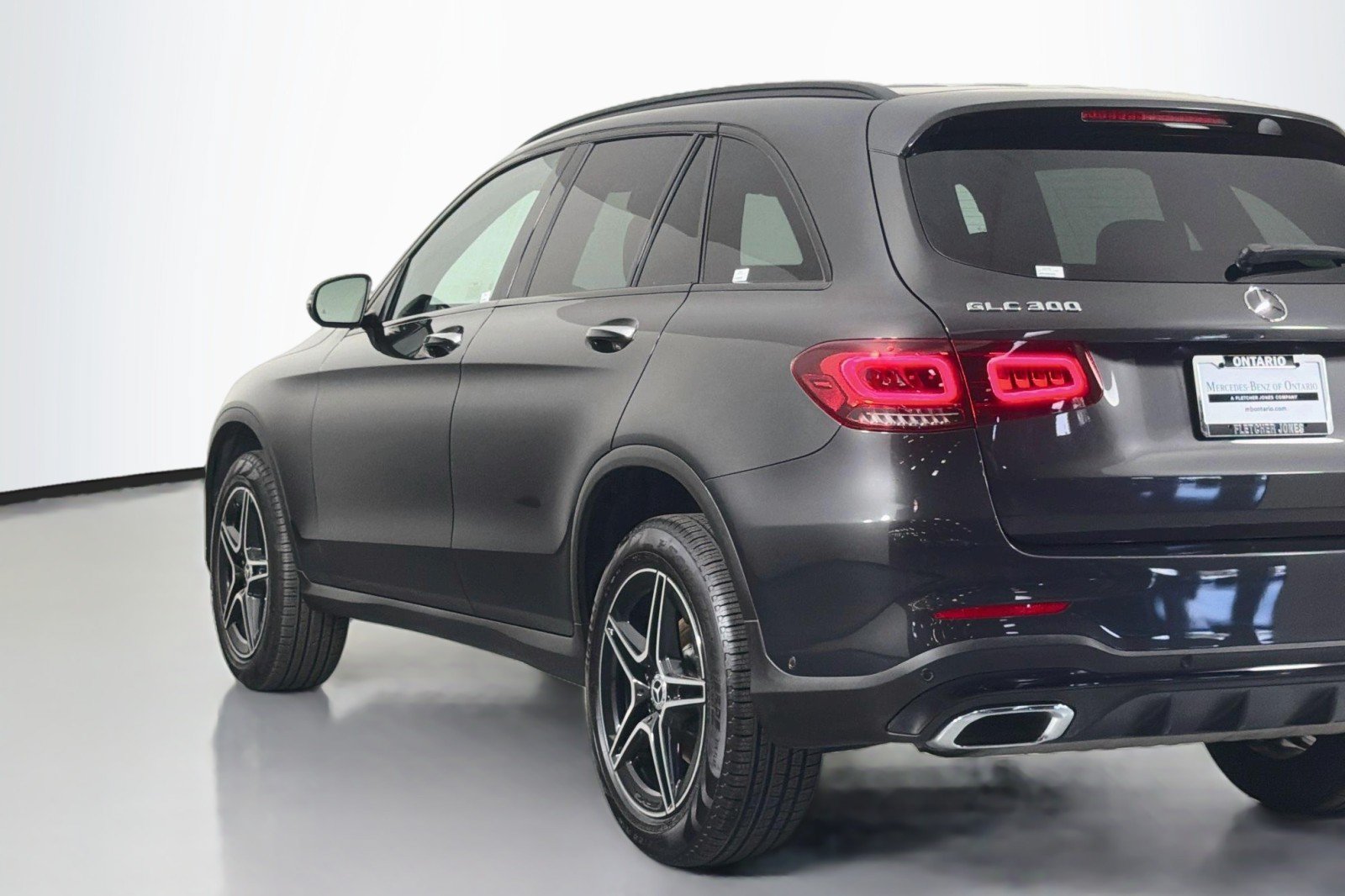 Used 2022 Mercedes-Benz GLC 300 4MATIC image 16