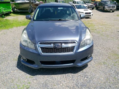 Used 2014 Subaru Legacy 2.5i Premium AWD/4WD image 8