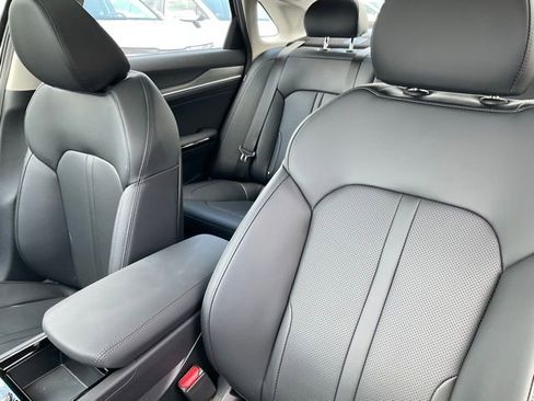 New 2025 Kia K5 EX image 48