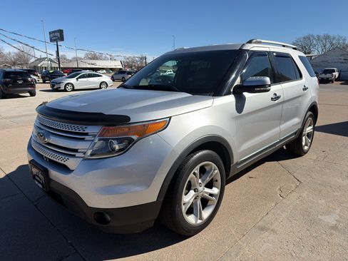 Used 2013 Ford Explorer Limited image 7