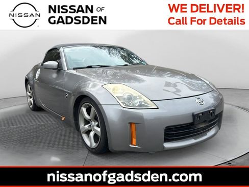 Used 2008 Nissan 350Z Touring image 1