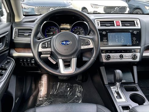 Used 2016 Subaru Outback 2.5i Limited image 6