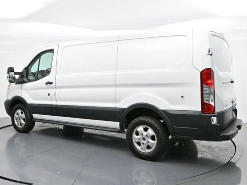 Used 2019 Ford Transit 250 130 Low Roof RWD image 5