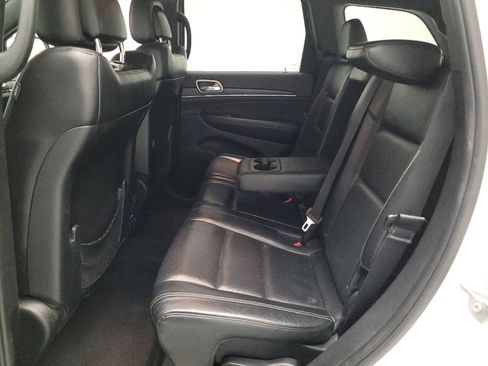 Used 2017 Jeep Grand Cherokee Limited w/ Luxury Group II image 18
