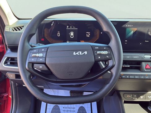 Certified 2025 Kia K4 FWD image 24