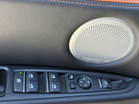 Used 2018 BMW X5 M image 16