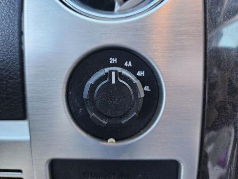 Used 2013 Ford F150 Platinum image 12