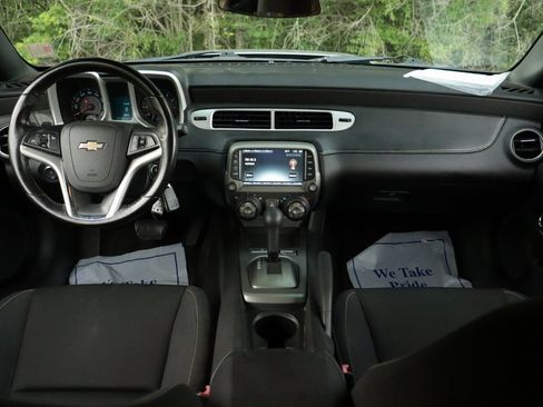 Used 2014 Chevrolet Camaro LT RWD image 17