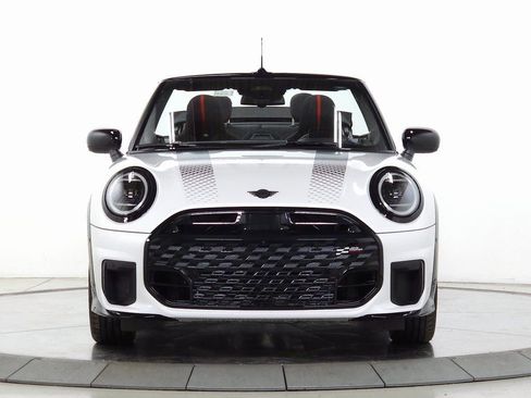 New 2026 MINI Cooper S image 2