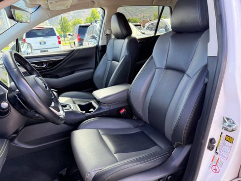 Used 2020 Subaru Outback Onyx Edition XT AWD/4WD image 18