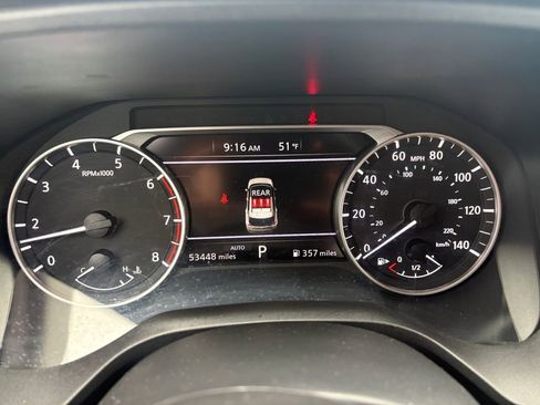 Used 2023 Nissan Rogue S image 16