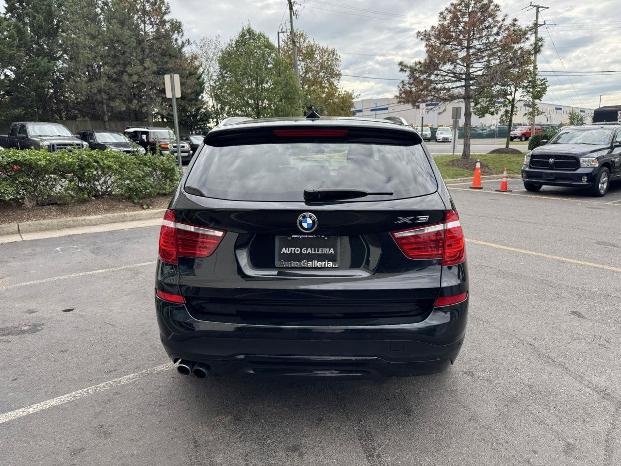 Used 2017 BMW X3 xDrive28i AWD/4WD image 7