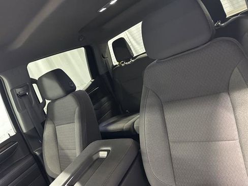 Certified 2022 GMC Sierra 1500 SLE image 15