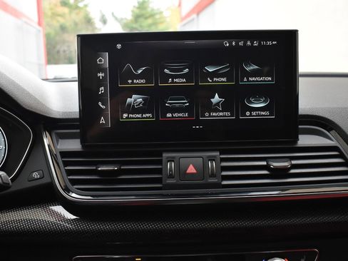 Used 2023 Audi SQ5 Premium Plus w/ Premium Plus Package image 34