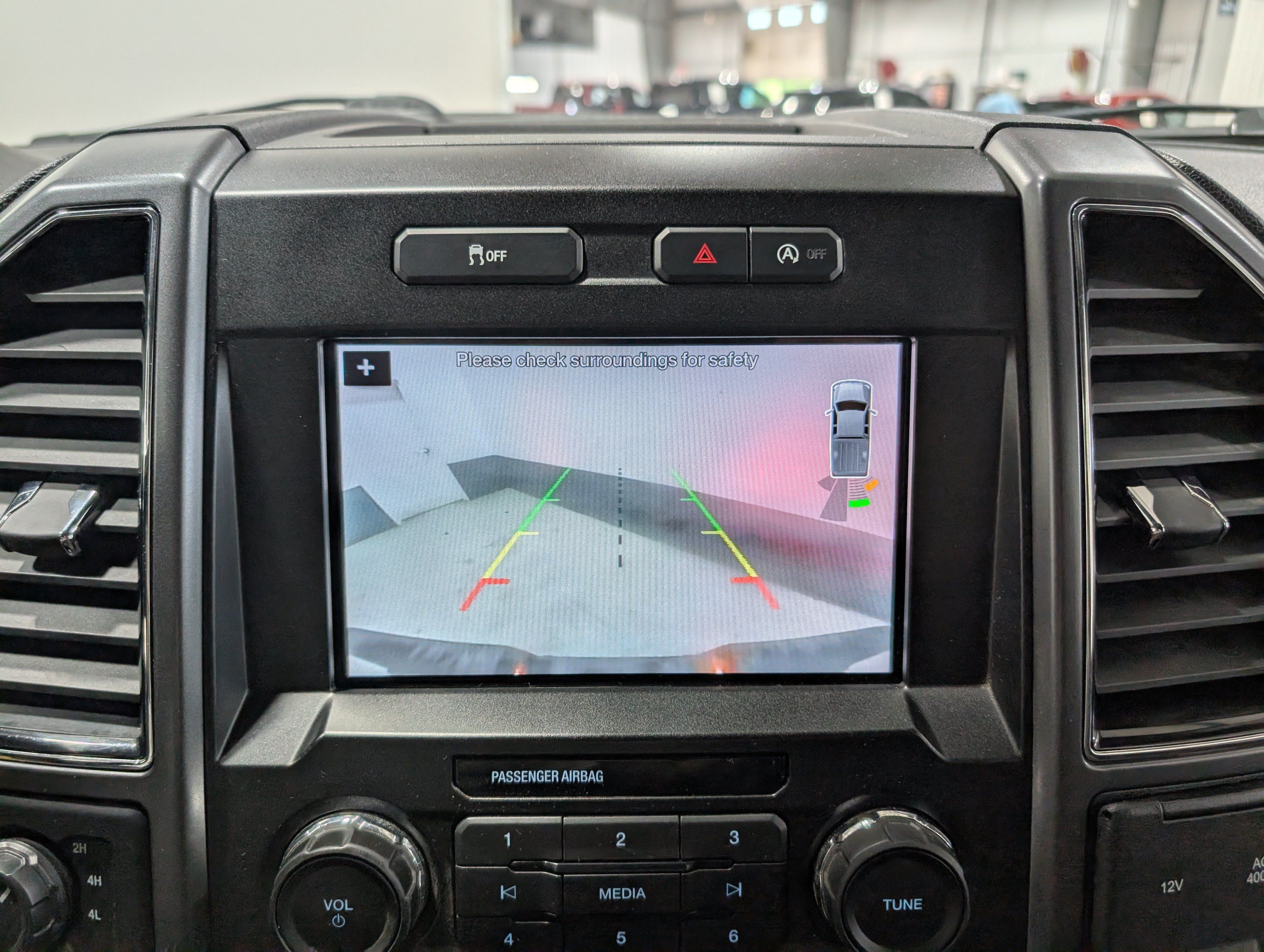 Used 2019 Ford F150 XLT w/ Equipment Group 302A Luxury AWD/4WD image 27