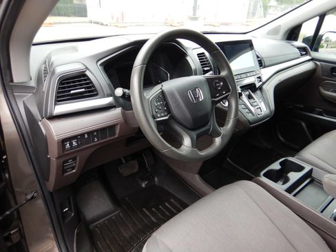 Used 2020 Honda Odyssey EX image 12