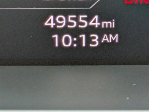 Used 2022 Audi e-tron Premium w/ Convenience Plus Package image 26