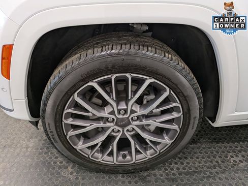 Used 2025 Jeep Grand Cherokee L Summit AWD/4WD image 7