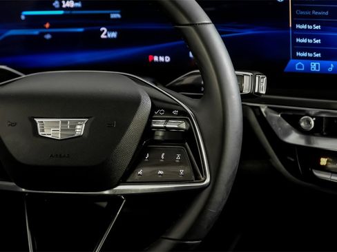 Used 2024 Cadillac Lyriq Tech image 17