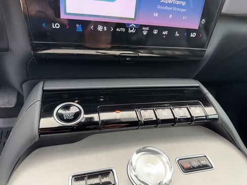 Used 2025 Lincoln Navigator L Reserve w/ Jet Appearance Package AWD/4WD image 29