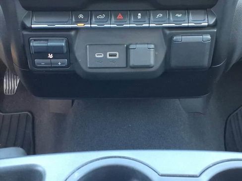 Used 2021 Chevrolet Silverado 1500 Custom w/ LPO, Dark Essentials Package image 21