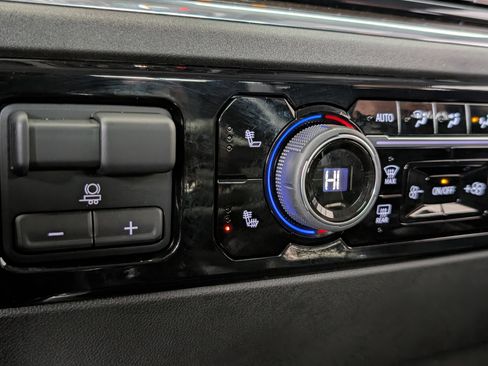 Used 2025 Chevrolet Silverado 1500 RST w/ All Star Edition Plus image 31