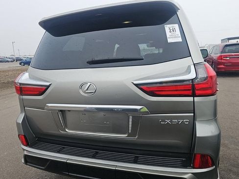 Used 2021 Lexus LX 570 4WD w/ Sport Package image 5
