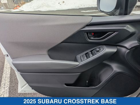 Certified 2025 Subaru Crosstrek 2.0i image 12