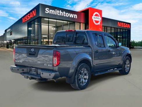 Used 2021 Nissan Frontier SV image 5