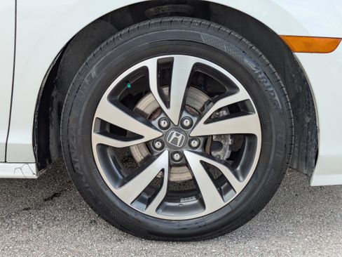 Used 2022 Honda Odyssey Touring image 11