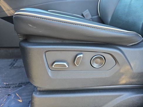 Used 2024 Cadillac Escalade Sport w/ LPO, ONYX Package image 30