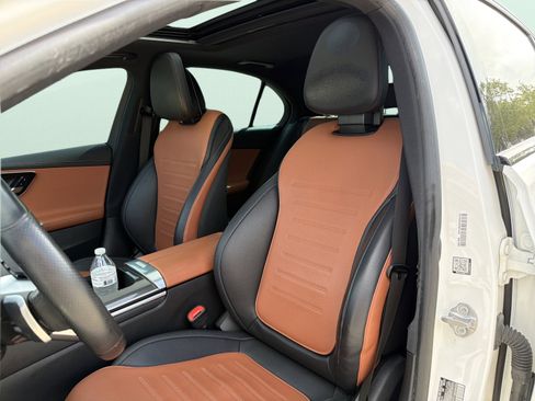 Used 2022 Mercedes-Benz C 300 Sedan image 18
