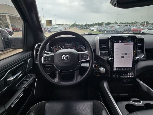 Used 2023 RAM 1500 Laramie AWD/4WD image 29
