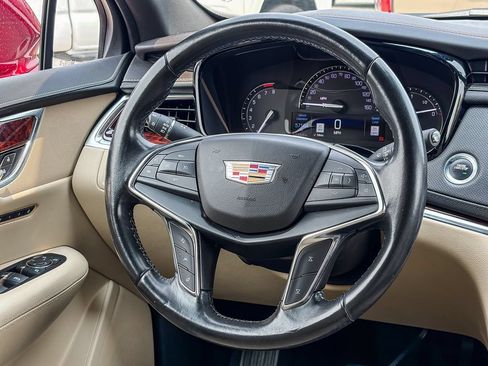 Used 2019 Cadillac XT5 Luxury FWD image 15