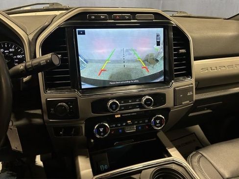 Used 2022 Ford F250 Lariat w/ Chrome Package AWD/4WD image 18
