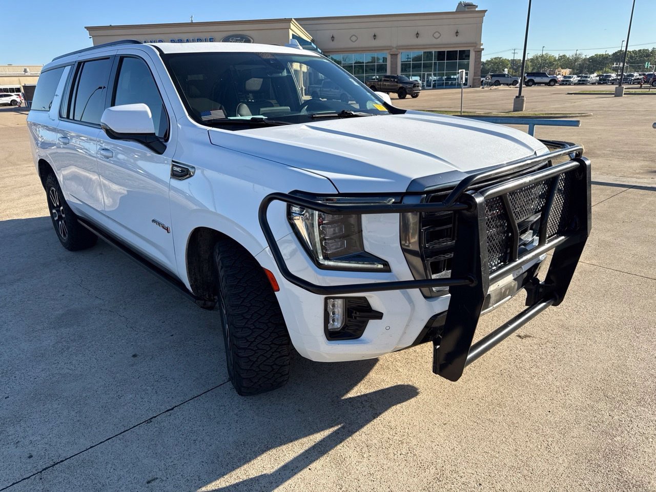 Used 2022 GMC Yukon XL AT4 w/ Max Trailering Package AWD/4WD image 18